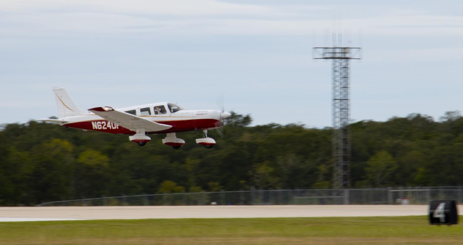 Saratoga N624DP taking off from College Station to Angel Fire